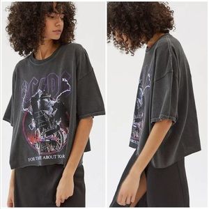 B2G1❗️🆕 NWOT UO AC/DC Those About To Rock Tee